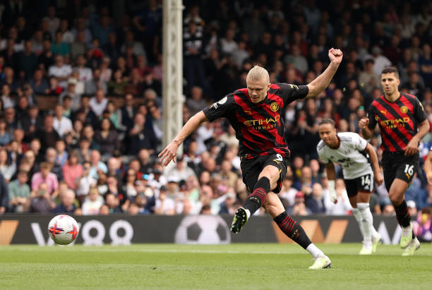 那不勒斯的 那不勒斯的