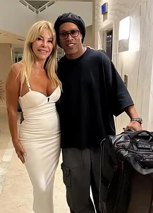 确保玩家在 确保玩家在